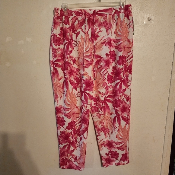 Soho Apparel Pink White Floral Palazzo Pants Size L NWT, Inseam 27" - Picture 1 of 7